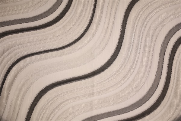 條紋錯落針織空氣層